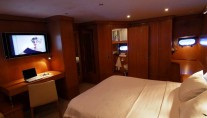 SEA COMET -  Forward Master Cabin View 2